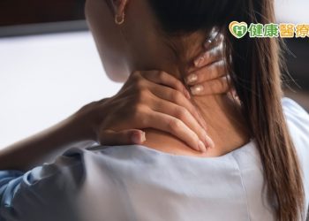 五十肩疼痛難忍　兩種合併療法改善