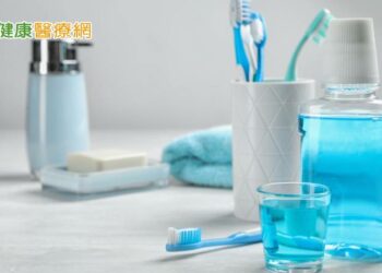 漱口水防蛀牙？　搭配正確刷牙習慣才有幫助