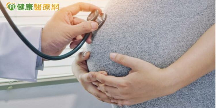 36歲女腎臟移植後懷孕 定期產檢順利自然產
