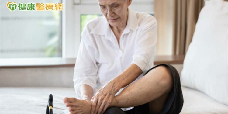 足踝關節痛吃止痛藥無效？-「足踝關節融合術」介入解救