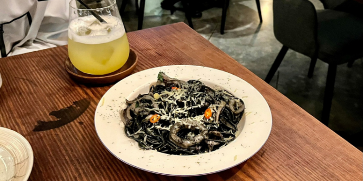 【大安美食】六張犁站不可不知的超高質感餐酒館～1492 Bistro&Caffe