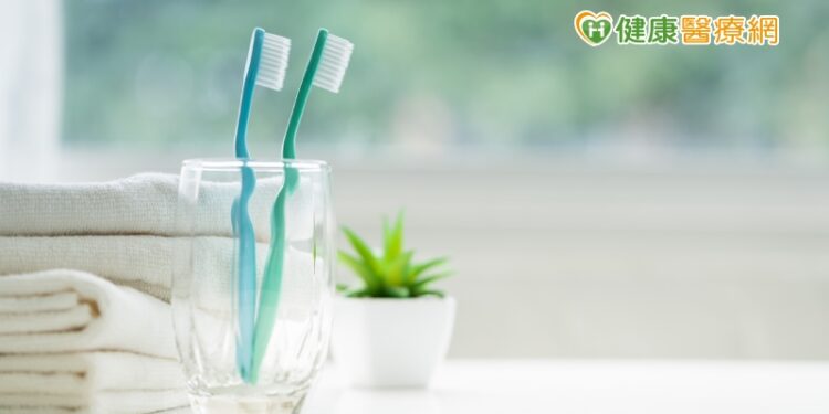 過年才來除舊布新　你知道牙刷也要定時更新嗎？