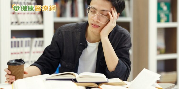 早上老是倦怠想睡？-6招喚醒身心　連咖啡都不用喝
