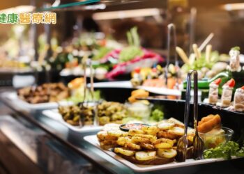 buffet吃飽也要吃巧　營養師建議可從「用餐順序」下手