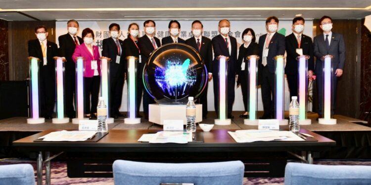 推動醫療健康邁向國際！ MET基金會揭牌啟動