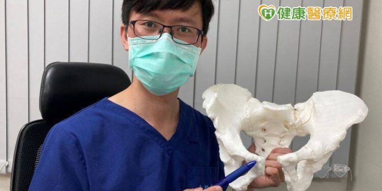 高處墜落「骨盆骨折」　3d復位治療救命