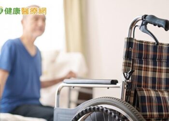 新冠肺炎好可怕不敢出門　年長者活動量下降反成問題