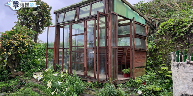 【北海岸咖啡廳】金山跳石沒有名字的咖啡廳｜看海喝咖啡