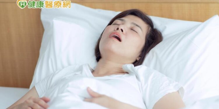 睡覺時咬舌、大叫是壓力大？醫：恐是睡眠癲癇