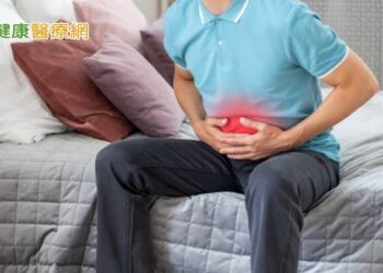 腹痛、胸悶又想吐　小心「急性膽囊炎」上身
