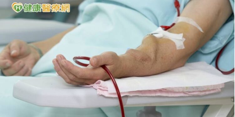 洗腎洗一半遇火警、地震怎麼辦？　醫：千萬別拔針！