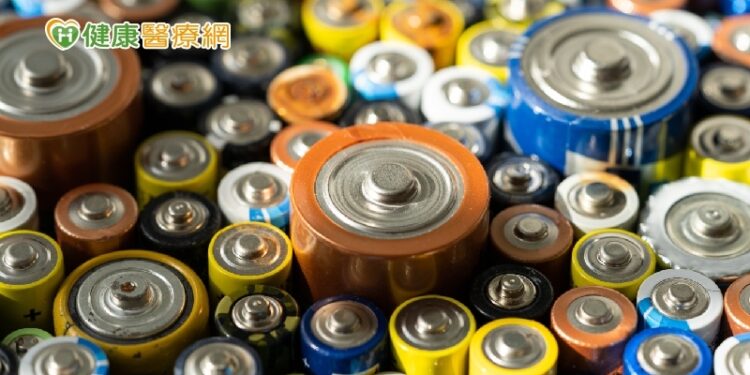 皮疹會蠕動、腸胃塞55個電池! 震驚醫生的10個離奇病例