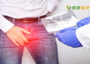 22歲阿兵哥站崗「蛋蛋」悶痛　醫：當心會不孕