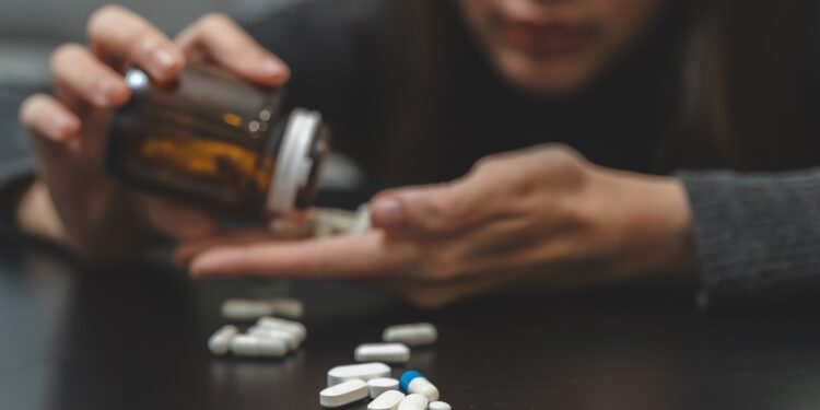 從競爭到協同:解析第三代與新世代 TKI 標靶藥物在後線治療的策略演進