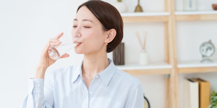 與「多尿」副作用和平共處:多囊腎治療的日常水分管理指南